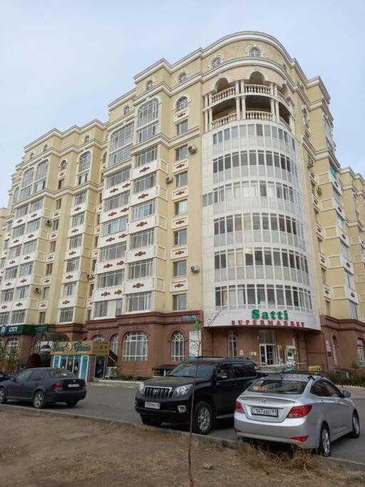 Уютная Квартира Комфорт Класса76 Apartamento Astana Exterior foto